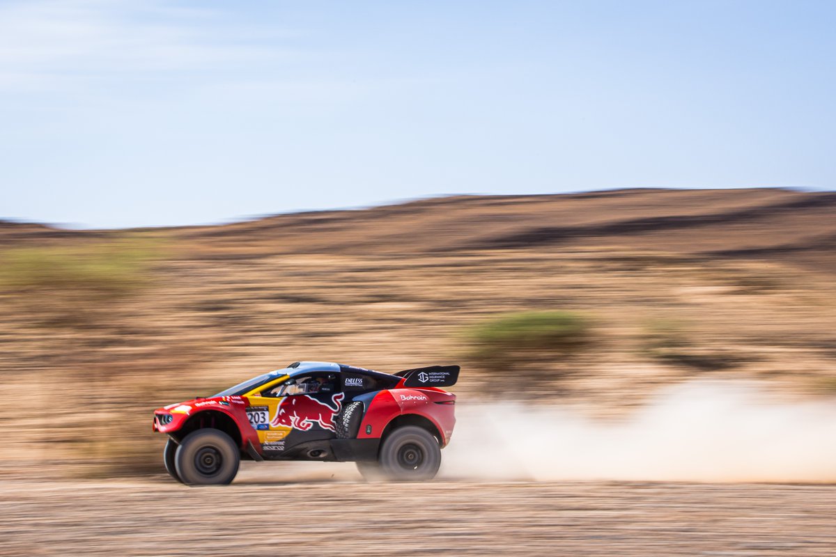 BRaidXtreme's tweet image. Driving flat out over the searingly hot Moroccan desert today has brought Seb and Fabian up to second place in the 2023 Rallye du Maroc.

Orly and Ronnie are loving the car and although were caught in another drivers' dust for most of the stage got 7th today.

#w2rc #prodrive
