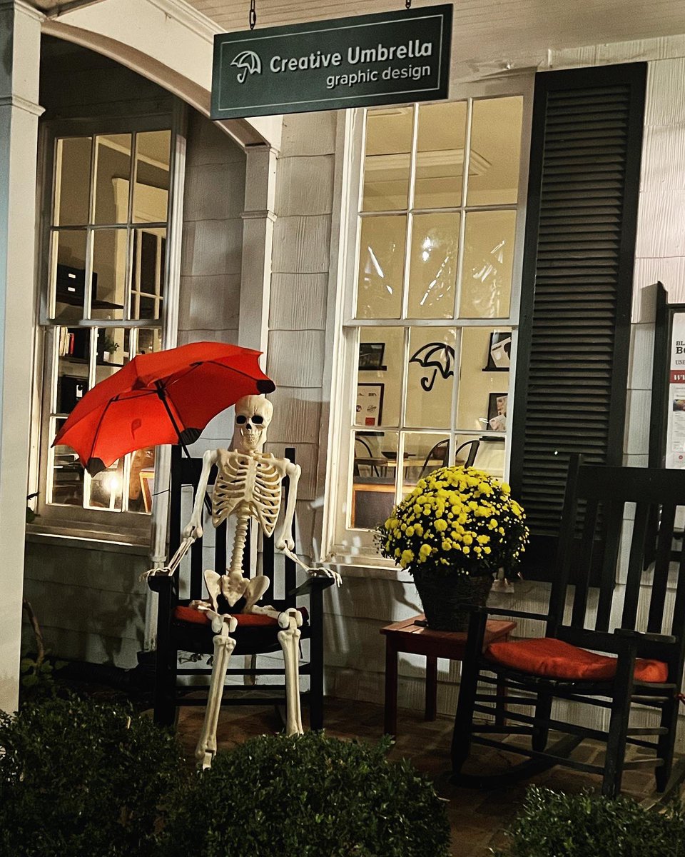Deborah_Hayward's tweet photo. Spooky season is in full swing. The studio is transforming into a haunted wonderland! 🎃 

#zionsvillemainstreet #halloweendecorations https://t.co/PyMfabdECg