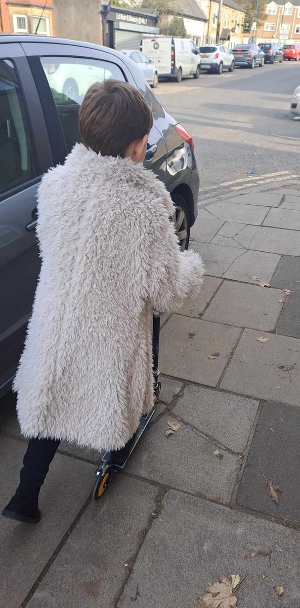 Karen Furness tweet media