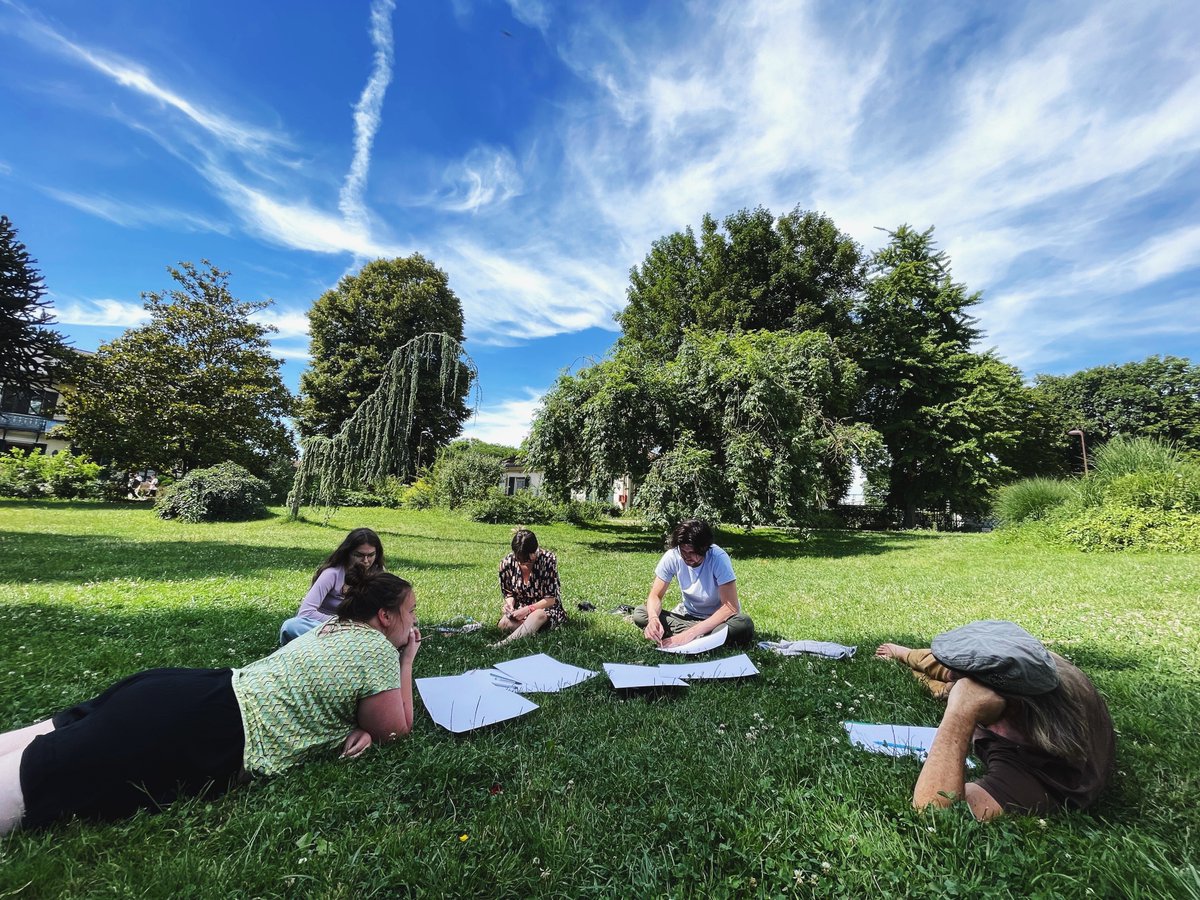LaTranspla's tweet photo. 🇬🇧Creative Commune is reaching final destination.
18-20th of October, our partners @UniversiteCergy are hosting an international conference “Gestes, rythmes et mouvements du commun” to gather partners, where also performance “Le Sang des Vivants” ,will be presented by DIES IRAE🌼 https://t.co/D5QdblOd7H