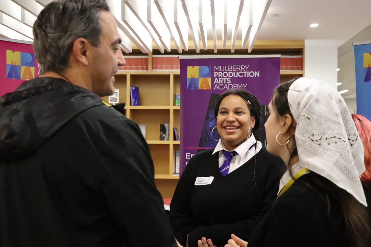 MulbArts's tweet photo. Exciting news! @MulberryDock is our brand new 11-19 mixed school opening in Sep 2024 with Year 7 students - our @MulberryTH MPAA student ambassadors were thrilled to be a part of the open day and shared their creativity & passion for production arts! #CreativeChangemakers https://t.co/MvZ7vmMo8B