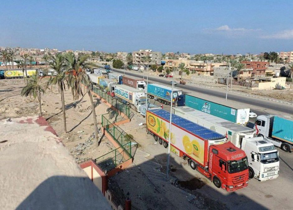 fakhrifadzli's tweet photo. Today is the 10th day that Gaza has been isolated, lacking access to essential supplies such as:

• Electricity
• Water
• Food
• Medicine

The continuation of this dire situation threatens more lives.

We appeal for the opening of the Rafah border!

#OpenRafahCrossing https://t.co/0PAzkAEQrs