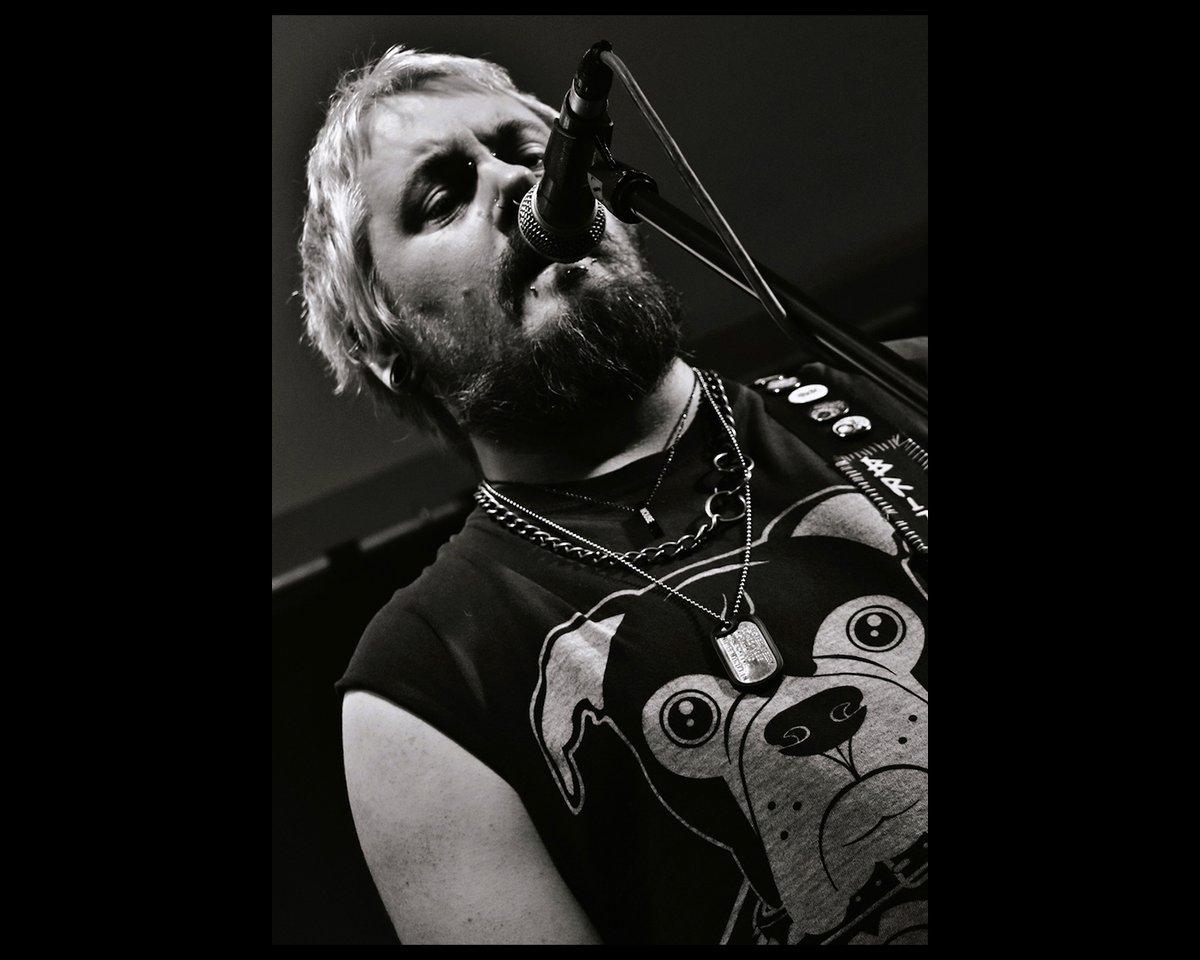 MuseumofBH1's tweet photo. We had a great time on Saturday at Round the Corner Liverpool in the company of the fabulously Tuppenny Bunters and DEAD RAZE with their raw rock n roll.

Thanks to staff at the venue and special thanks to all those who turned up, cheers

Photos by Adrian Wharton and Richie Yates https://t.co/50aI0oboyw