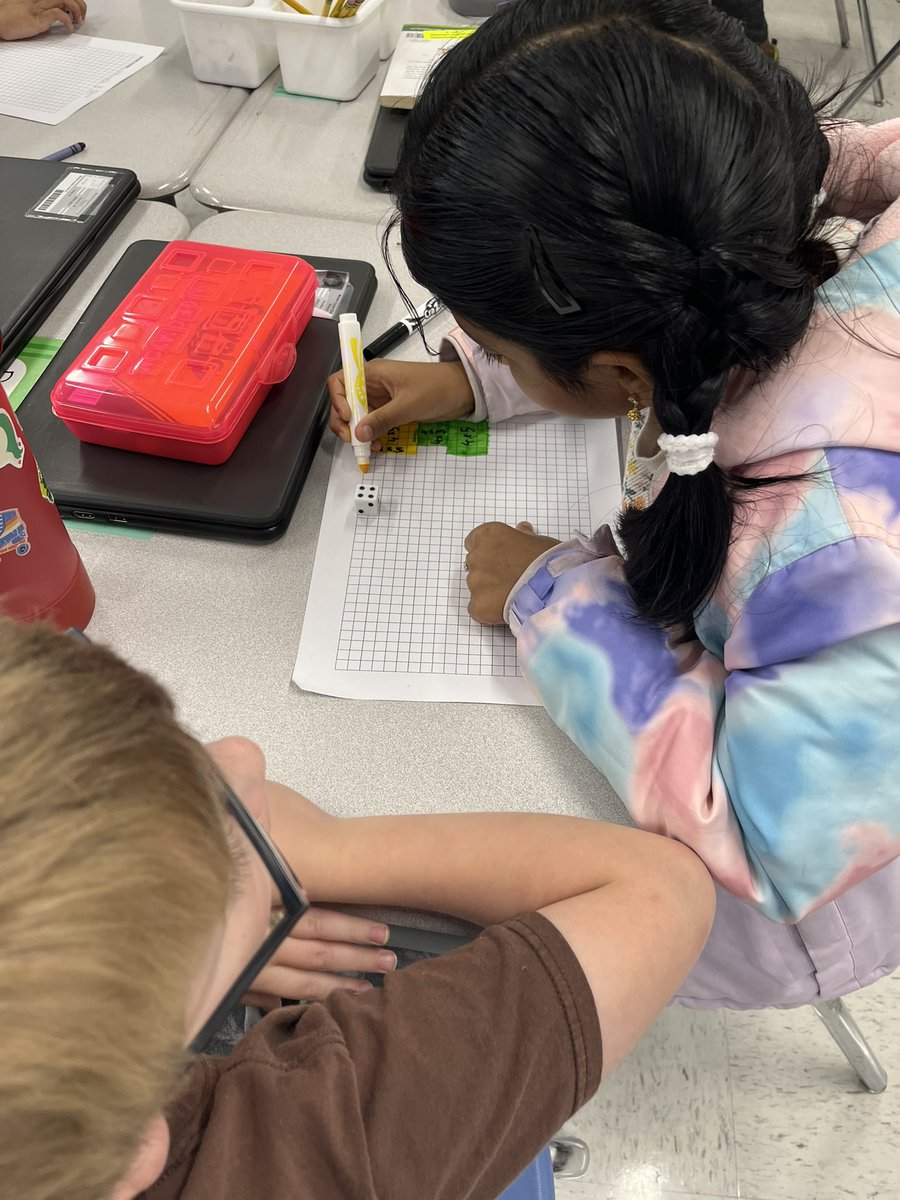 Started our Multiplication unit off strong! Jumped in with a game showing off our array/rows/columns knowledge ✖️↔️↕️