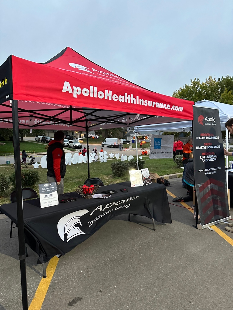 Showing our support for a great cause! Our agents were out at the Memorial Pumpkin 5K Run this past Saturday, connecting with local community members about their health insurance needs. Thank you to everyone who participated! #ApolloFights4You #pumpkinrun #OlatheKS #ForACause