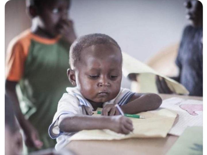 TheshadowPlus's tweet image. Putting down everything am gonna buy nemari yandichanhonga this year