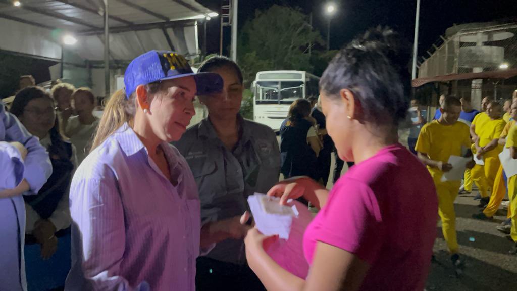 Derecho_paz's tweet photo. Realizamos evaluaciones psicosociales, exámenes médicos forenses y demás procesos comprendidos para las redenciones y boletas de excarcelación. https://t.co/WdJ1W1kG7o