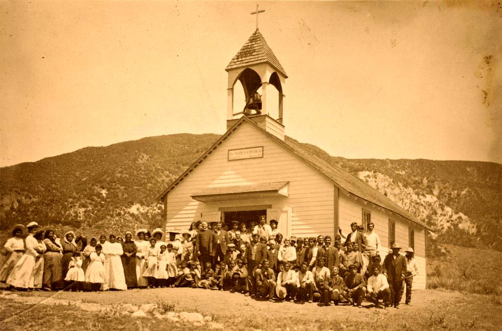 MSixMD's tweet image. It was good enough for my father
It was good enough for my brother
It was good enough for my sister
And it's good enough for me
youtu.be/GlLjG_p5bX8

#manossixandthemuddydevil #skullanddawn #fycrecords #darkamericana #southerngothic #deathcountry #neofolk #darkfolk #blackmetal