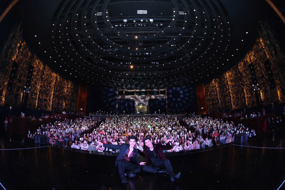 beoncloud_th's tweet image. ขอบคุณแฟน ๆ ที่น่ารักทุกคนทั้งที่มาร่วมงาน และทีมหน้าจอที่ส่งกำลังใจให้ มาย และ อาโป ในงาน Farmhouse Royal x Mile Apo The Wonderful Journey มาก ๆ นะคะ ✨🫶🏼 งานวันนี้สนุกสนานสุด ๆ เป็นอีกหนึ่งความประทับใจที่ยอดเยี่ยมค่ะ 💚💛

@farmhousethai 
@milephakphum @Nnattawin1…