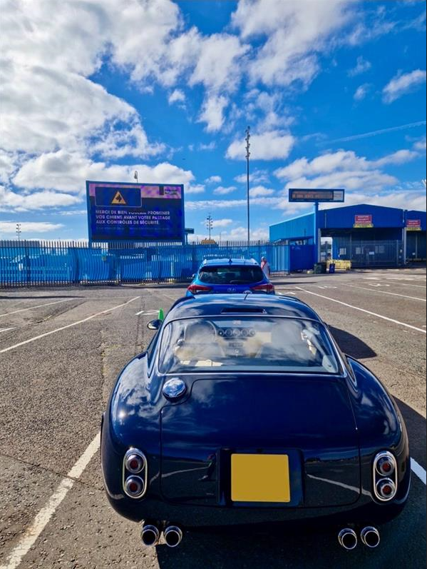 RMLGroup's tweet photo. Our second RML SWB has just been collected from the factory. It’s got quite a drive home, though – Ibiza! It looks stunning in Blue Scorro with chrome brightwork. His choice of Vanilla Fudge leather in the cabin will be perfect for the 1200km schlep south.

#rmlgroup #rmlswb https://t.co/f9X67VrYH0