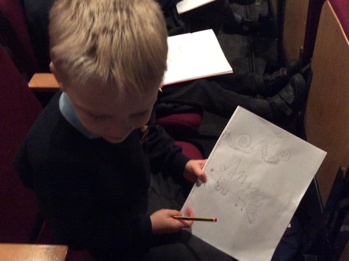 PrimaryCrowle's tweet photo. Spectacled Owls had a fabulous morning at the Draw Along with Nick Sharratt. What a great way to start our week! @TheRoseLearning @NLincsLitTrust #wordscount https://t.co/yB2b0gFk9g