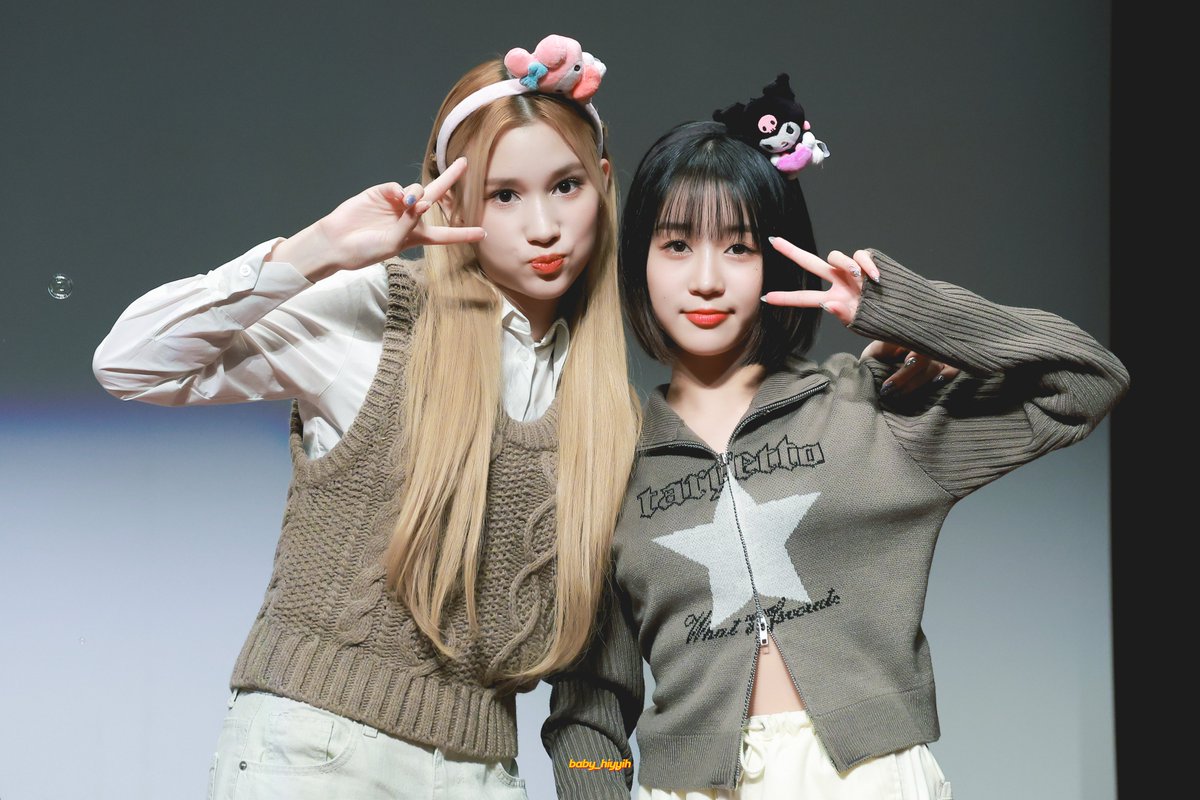 baby_hiyyih0727's tweet photo. 231016 🥰😚

#HUENING_BAHIYYIH #휴닝바히에 #바히에 #バヒエ #케플러 #KEP1ER #ケプラー #히히즈 #HIHIZ #히카루 #HIKARU #江崎ひかる https://t.co/4jSNBRB543