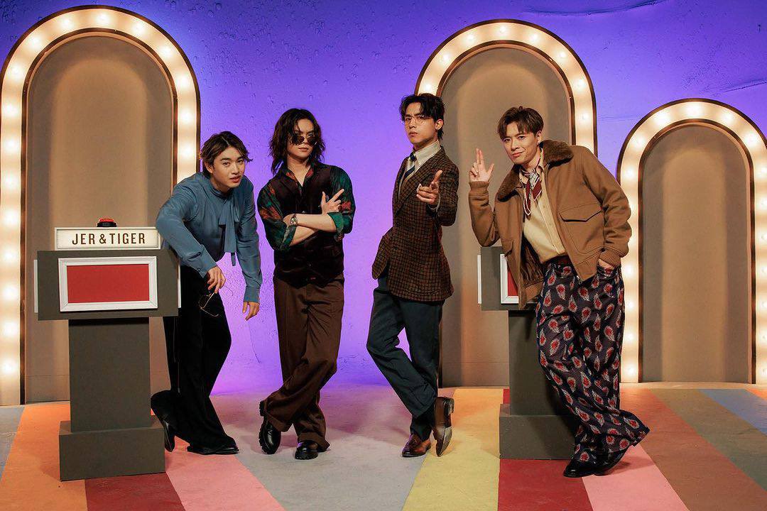JerLau1120's tweet photo. 80s復古柳🕺🏻🕺🏻🕺🏻
#jerlau #mirrorweare #catchavibe https://t.co/jAW1VL7m29