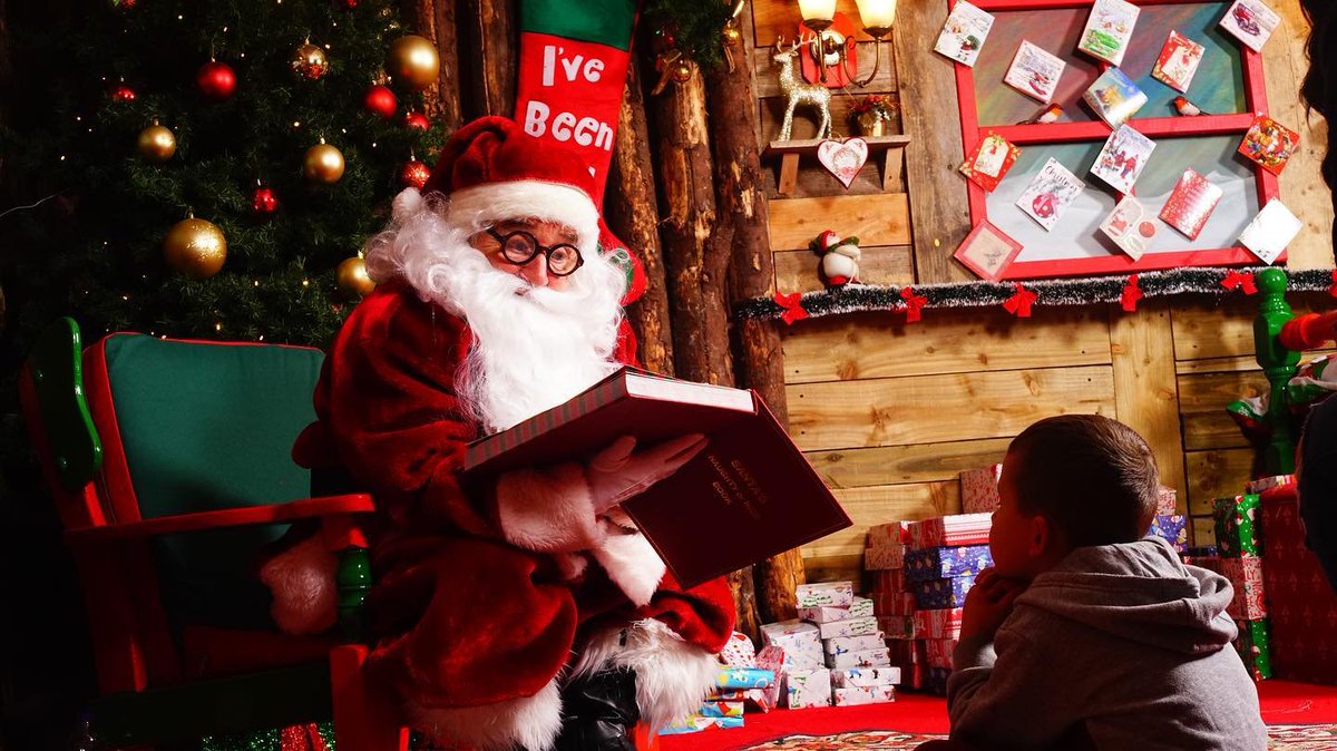 mams_ie's tweet image. Took my daughter &amp;amp; nephew to this Santa experience last year &amp;amp; they absolutely loved it. Really personal to each child 🎄😍 🎁
Still some spaces left, book in here: santaexperience.clr.events/event/133456:s…

#Santaexperience #VisitSanta #SantaVisitsDublin #sp #SantasCabin #MeetTheElves #sponcon