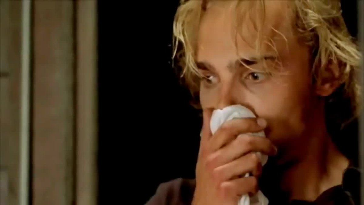SemetraRhodes's tweet photo. Spooktober 🎃👱‍♂️💀🎃 Day 16: Random Horror Movies

#NowWatching CABIN FEVER (director's unrated cut)
[title randomly generated by the keyword: Blond Boy]

#Spooktober #31DaysOfHorror #RandomHorrorMovie https://t.co/po7EgJQwvB