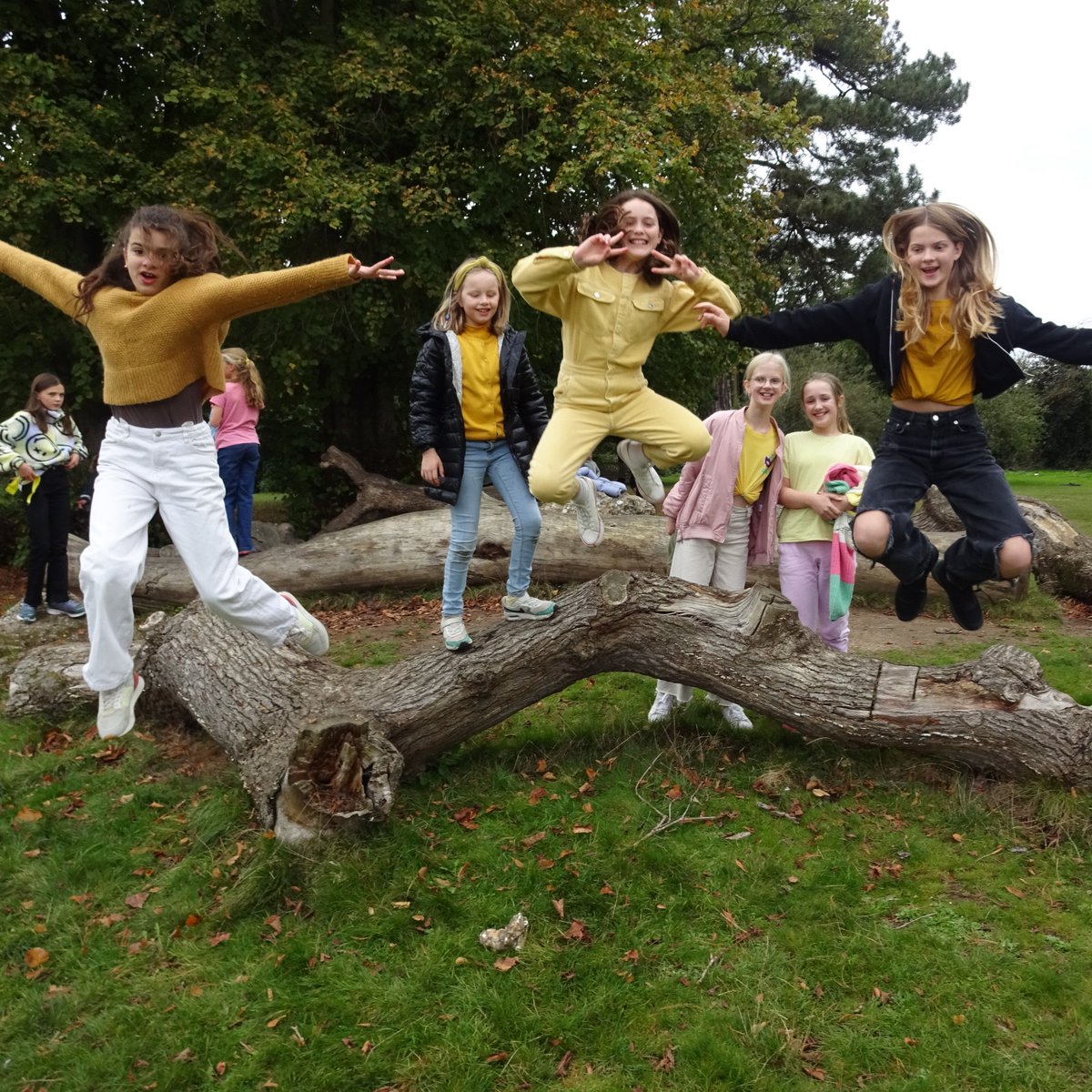 WestbrookHaySch's tweet image. Yellow clothes today for Electric Umbrella! The charities committee raised £2,700 last year and this year's committee led by Max and a committed 20 other pupils, is aiming higher! Electric Umbrella empowers learning-disabled individuals through music events and workshops.
