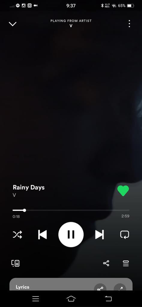 Winterbeartaet5's tweet photo. @taeguide #RainyDay #LayoverForMAMA https://t.co/BSYWIpGR4y
