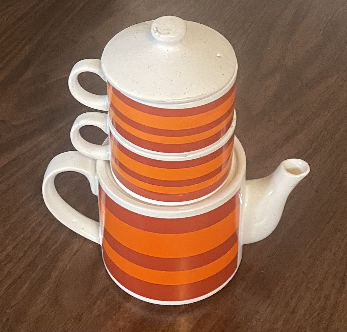 Our challenge for the next 2 wks is to post one new thing every day that we’re going to have at the @PGHVintageMixer! First up…this great Tea for Two set definitely has some 70s vibes with those thick orange stripes. #pghvintagemixer #vintage #pittsburgh #teapot #tea #teacup