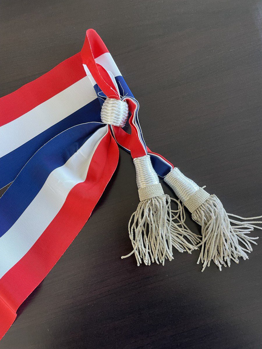 Lr_Jeremy's tweet photo. Aujourd'hui, nous rendons hommage à #DominiqueBernard &amp; #SamuelPaty, victimes du terrorisme islamiste. Ces tragédies nous rappellent la défense de notre idéal Républicain et la lutte contre l'obscurantisme, valeurs chères à la 🇫🇷. Restons unis pour vaincre le fanatisme terroriste https://t.co/RBtTr89wuf