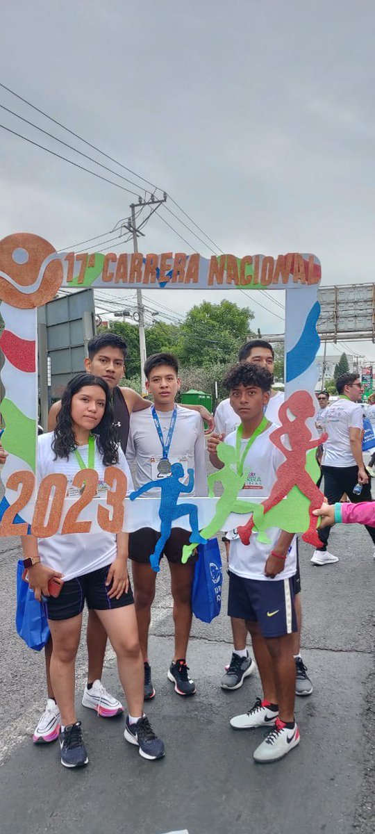 Felicitamos a los alumnos Miguel Alfonso López Bautista y Óscar Jafet Bocanegra Huerta del plantel Nezahualcóyotl II, 4o. y 5o.  lugar de la 17a. Carrera Nacional “Para vivir sin adicciones” sede Naucalpan.
#ApasionadamenteCONALEP 
#ElPoderDeServir