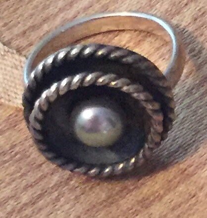 boydsilverworks.etsy.com/listing/532143… #sterlingsilverring #uniquepearlring #jewelry #ring #handmadejewelry