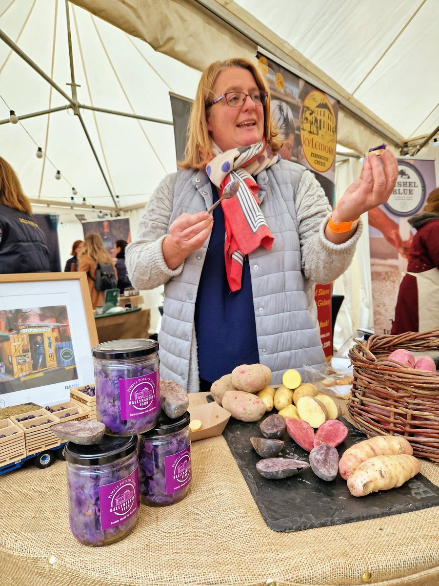 Caroline Hennessy tweet media