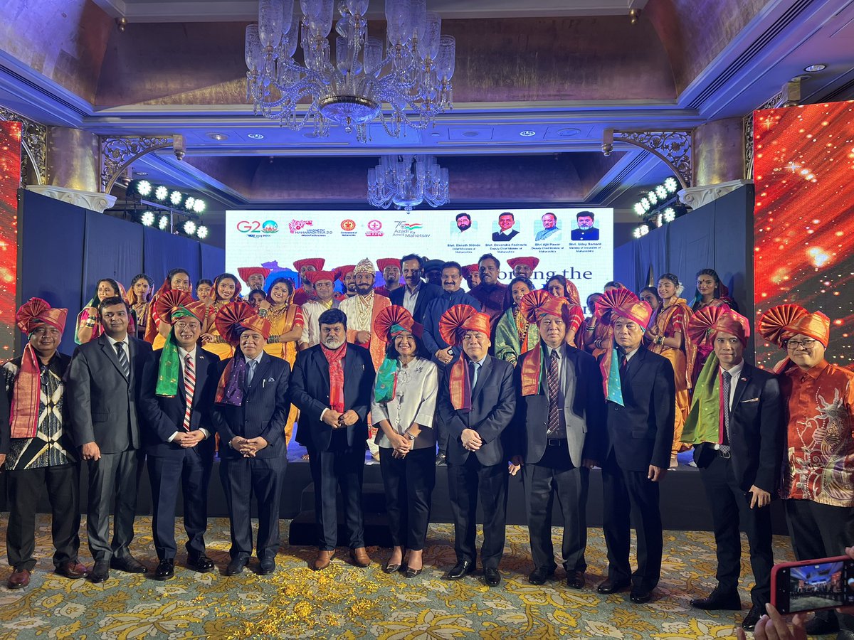 ThailandinIndia's tweet image. #ANDC goes Maharashtra! Thank you MH Govt. for warmest hospitality @samant_uday @midc_india 🦚 #MagneticMaharashtra Looking fwd to many more productive &amp;amp; fruitful discussion to take ASEAN-MH as well as 🇹🇭-MH cooperation forward! - Amb Pattarat