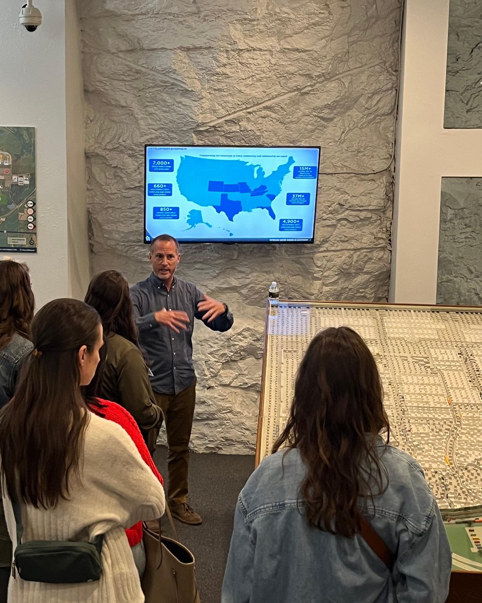 We welcomed the <a href="/veteransunited/">Veterans United</a> Women in Leadership retreat to SubTropolis last week to learn about President &amp; CEO <a href="/orareynolds/">Ora Reynolds</a>, Director of Property Management Connie Kamps, and how both have made huge impacts to our company and community over their decades with <a href="/HuntMidwest/">Hunt Midwest</a>.