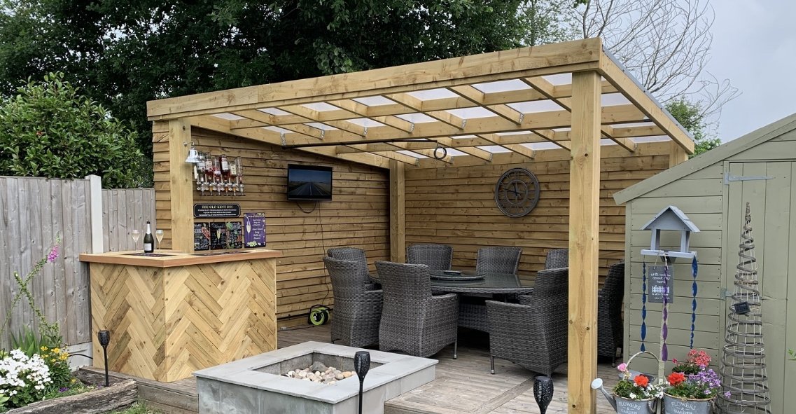 BMPlastic's tweet photo. Thinking of using polycarbonate roofing sheets for your next project? We’ve got just the thing.
From cutting to sealing, this comprehensive blog post provides you with all the details you need to get started: https://t.co/U1uj9Un0MS https://t.co/ulQsCaNFjD