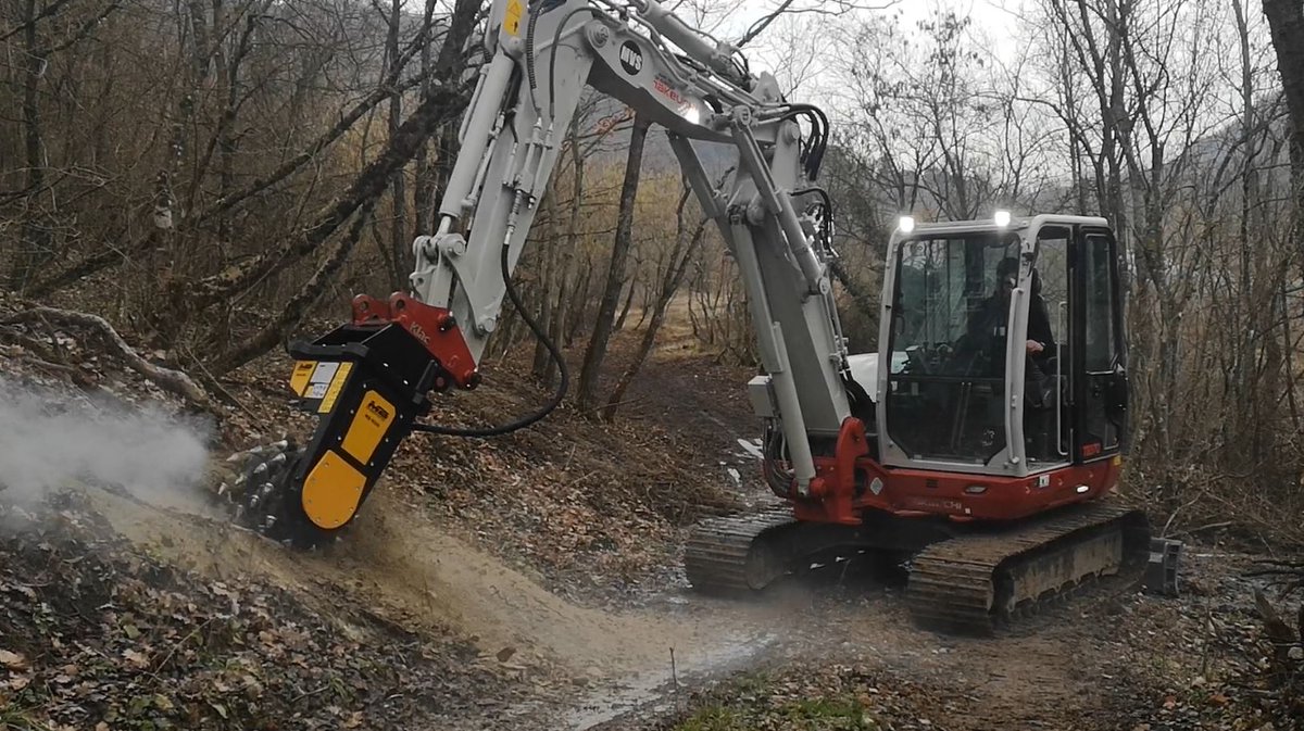 MB America tweet media