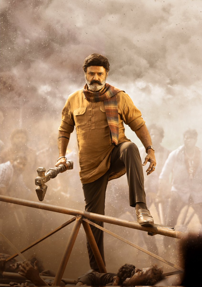 MadhuYadavTarak's tweet photo. Kurnool City
#BagavathKesari 
Main theatre Anand complex Anand..💥

Present Balakrishna Anand theatre Release movies

#Simha 
#Lezend 
#Akhanda
#Veerasimhareddy https://t.co/zlY1bgTAtT