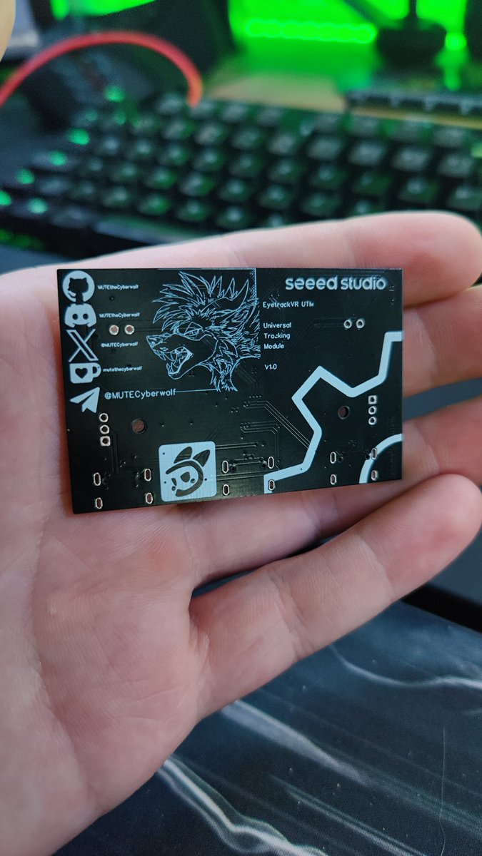 Mutecyberwolf's tweet photo. PCBs arrived :)
I am now waiting for the Components to arrive until i can start making the first Prototypes :3
#opensource
#EyetrackVR https://t.co/XUhzqeuIAx