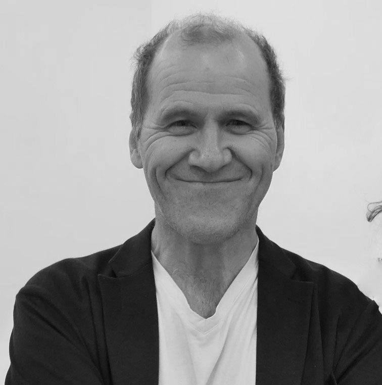 TimaritMM's tweet photo. Hjörleifur Hjartarson birti tvö álfakvæði í síðasta hefti Tímaritsins sem nú má lesa á vefnum og á dögunum koma þau út í bókinni Álfar eftir Hjörleif og @RanFlygenring✍️🎨👏

👉https://t.co/Z9OJ56sxTc

@Angusturaforlag gefur út. https://t.co/Wk6KW2u4UO