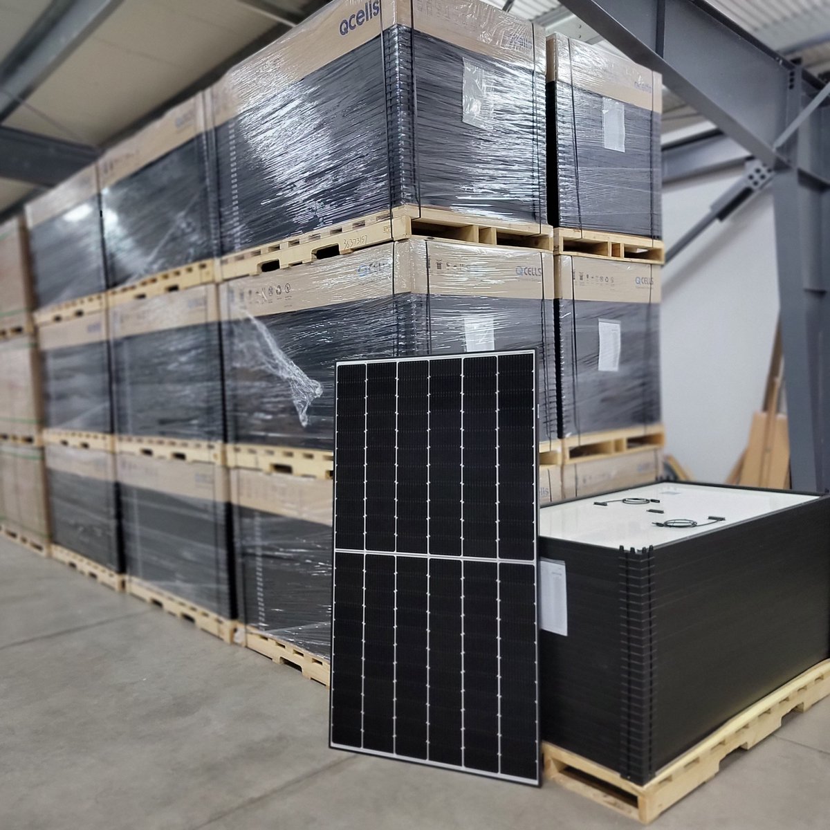 SolacityInc's tweet image. Just received a container-load of Hanwha 405 Watt modules. Just $230 each!

solacity.com/product/hanwha…

#solarenergy #solarenergy #netmeter #RenewableEnergy #Offgrid #solarpanel #solarpower