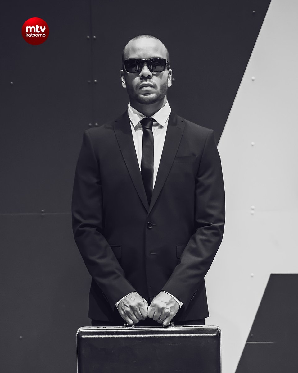 Kuulitko lähetyksen lopussa mainittavan yllätystehtävästä? 🤫
Mikä se on? Se selviää, kun Erkun salkku aukeaa – juuri julkaistussa Tanssikupla-jaksossa. 😎

✨ Uusi Tanssikupla-jakso julkaistaan aina ma ja pe 18.00 <a href="/mtvkatsomo/">MTV Katsomo</a>'ssa: mtv.fi/tanssikupla

#mtvttk #mtvtkatsomo