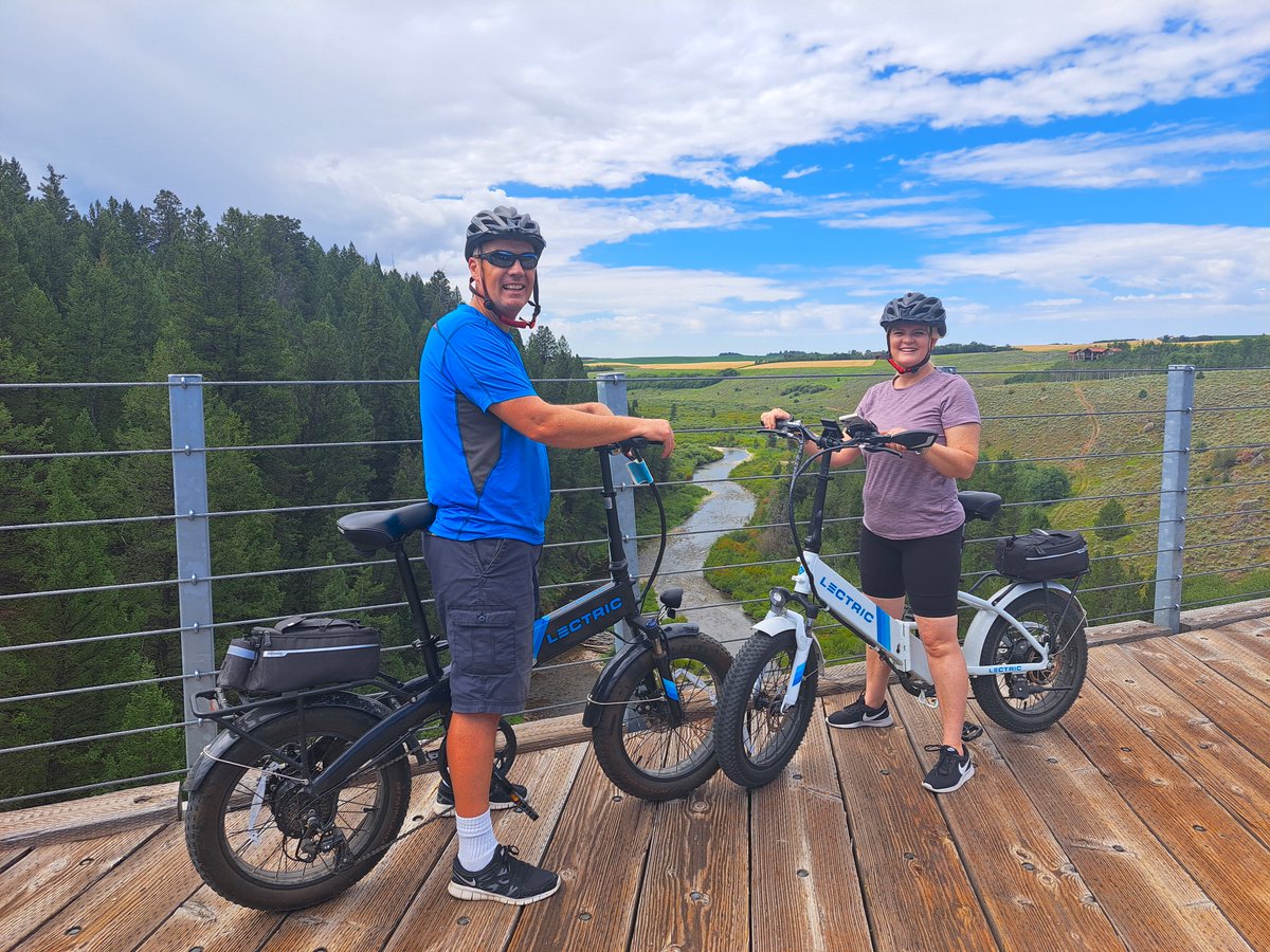 lectricebikes's tweet photo. Our eBikes bridge the gap between exhilarating adventure and sustainability - one pedal at a time! 🌎⚡
📸: Kip E. 📍: Felt, ID
•••
#lectricebikes #ebikeexploration #bridgethegap https://t.co/m9Rj3mPML7