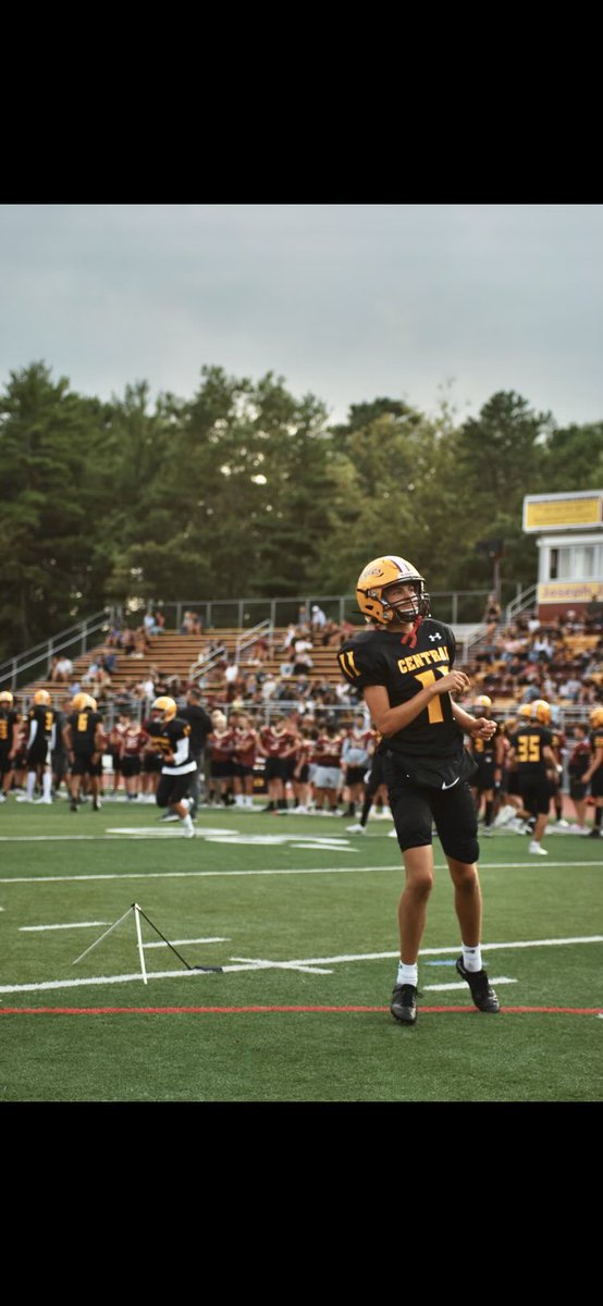 Evan Brounstein K/P 24’

Punt Avg: 35.4 
FG: 7/7 (25, 35, 28, 21, 22, 31, 32)
Extra Points: 11/12
3 Touchbacks
31 points 

#REAFFIRMATION #WEWILL🦅