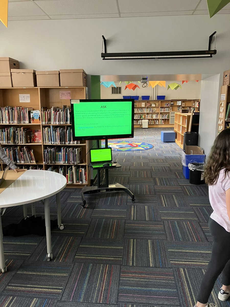 Lots of fun getting started on our STEM skills and life systems ozobot-animal habitat project using the engineering design process. Students started with the ASK stage, can’t wait to see how all unfolds! @tdsb_RegalRoad @RegalRoadSchool @TDSBLibrary #SchoolLibraryJoy