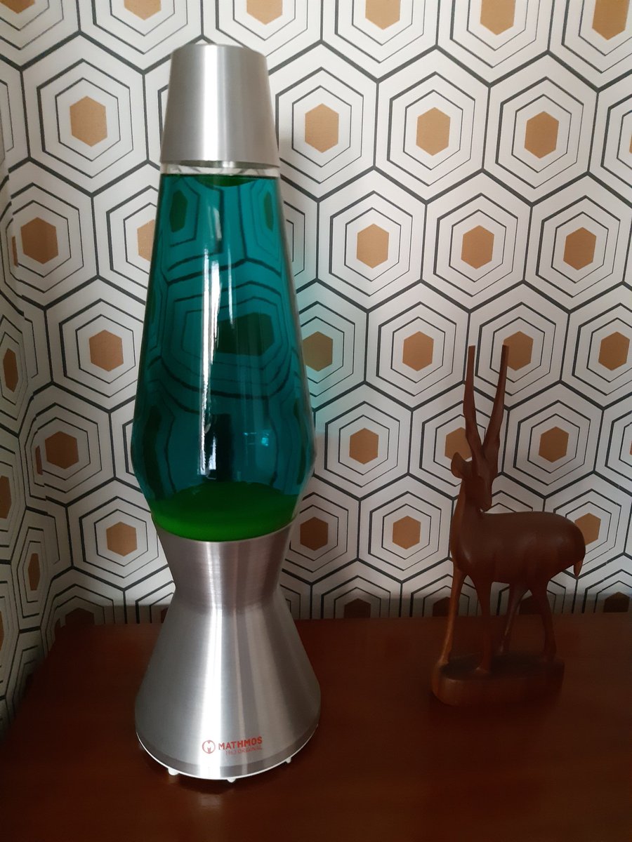 pompeyaj1's tweet image. 60 years old today 🔥🔥 #mathmos #lavalamp