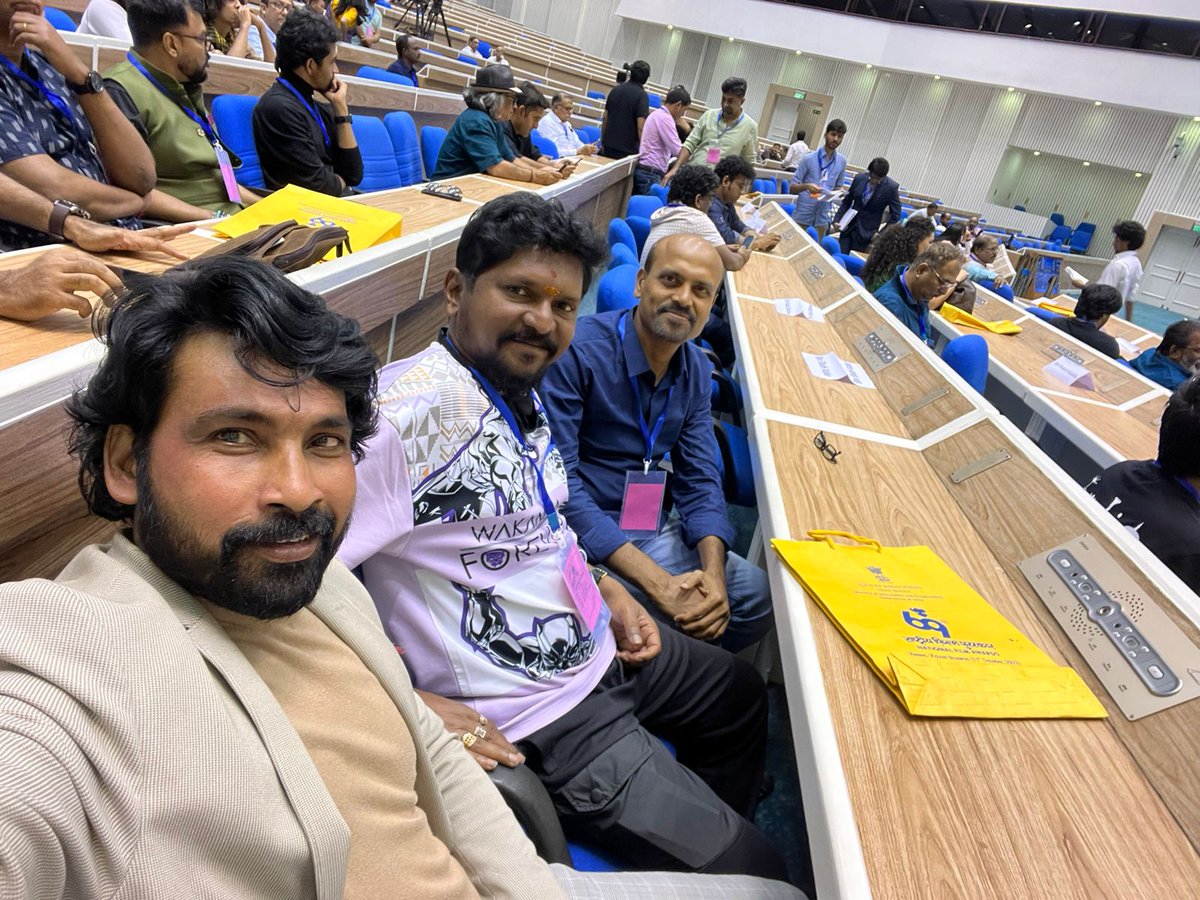 It's selfie time and excited for the National Awards event tomorrow! 🔥🌊🤝

#RRRMovie #NationalAwards #RRR <a href="/premrakchoreo/">premrakshith</a> <a href="/srinivas_mohan/">Srinivas Mohan</a> <a href="/RRRMovie/">RRR Movie</a>