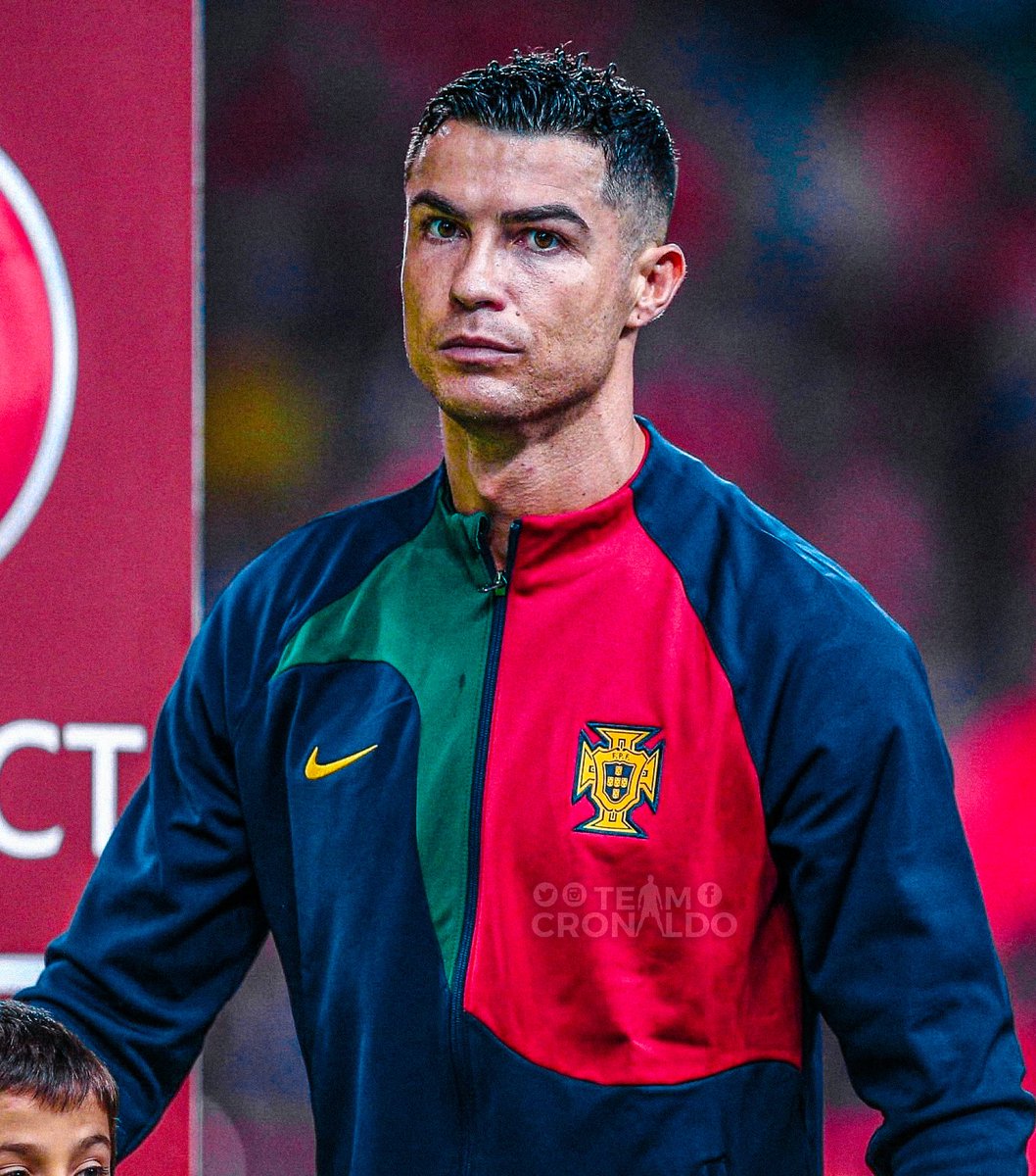 TeamCRonaldo's tweet photo. Cristiano Ronaldo needs to score only 1 goal tonight to become the top scorer for 2023. 👀 https://t.co/GjioKrtQNz