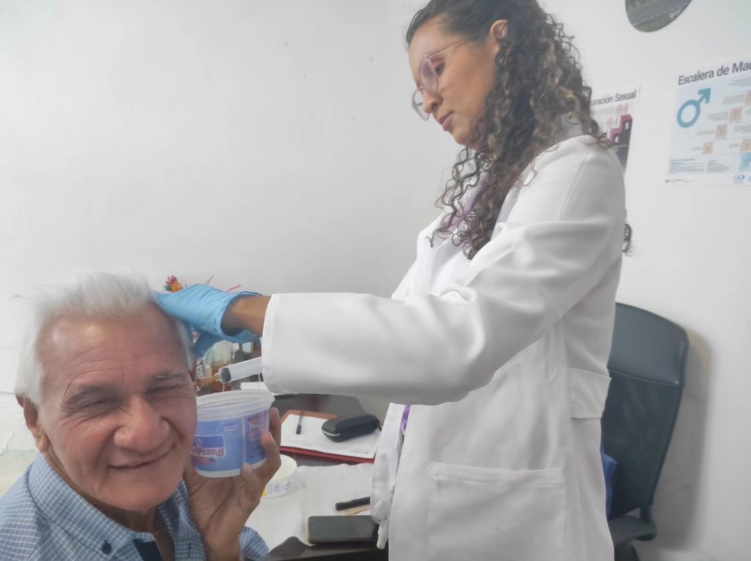 FundaselaraO's tweet image. #4Oct La especialidad médica otorrinolaringología encargada de las patologías del oído, nariz y garganta. Se realiza en Fundasel beneficiando a la comunidad larense. 

#SomosMayoríaDePaz 

@NicolasMaduro
@AdolfoP_Oficial
@gobiernodelara
@Dsociallara01 

#LaSaludEsLoPrimero