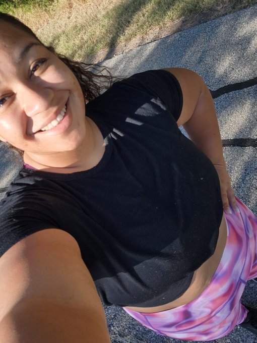 Getting my shiit together  #workout #WorkinHard #GoodmorningMonday https://t.co/sR5PurcWVG<a href="/tag/workout"class="tags">#workout</a><a href="/tag/workinhard"class="tags">#WorkinHard</a><a href="/tag/goodmorningmonday"class="tags"><span>#goodmorningmonday</span></a>