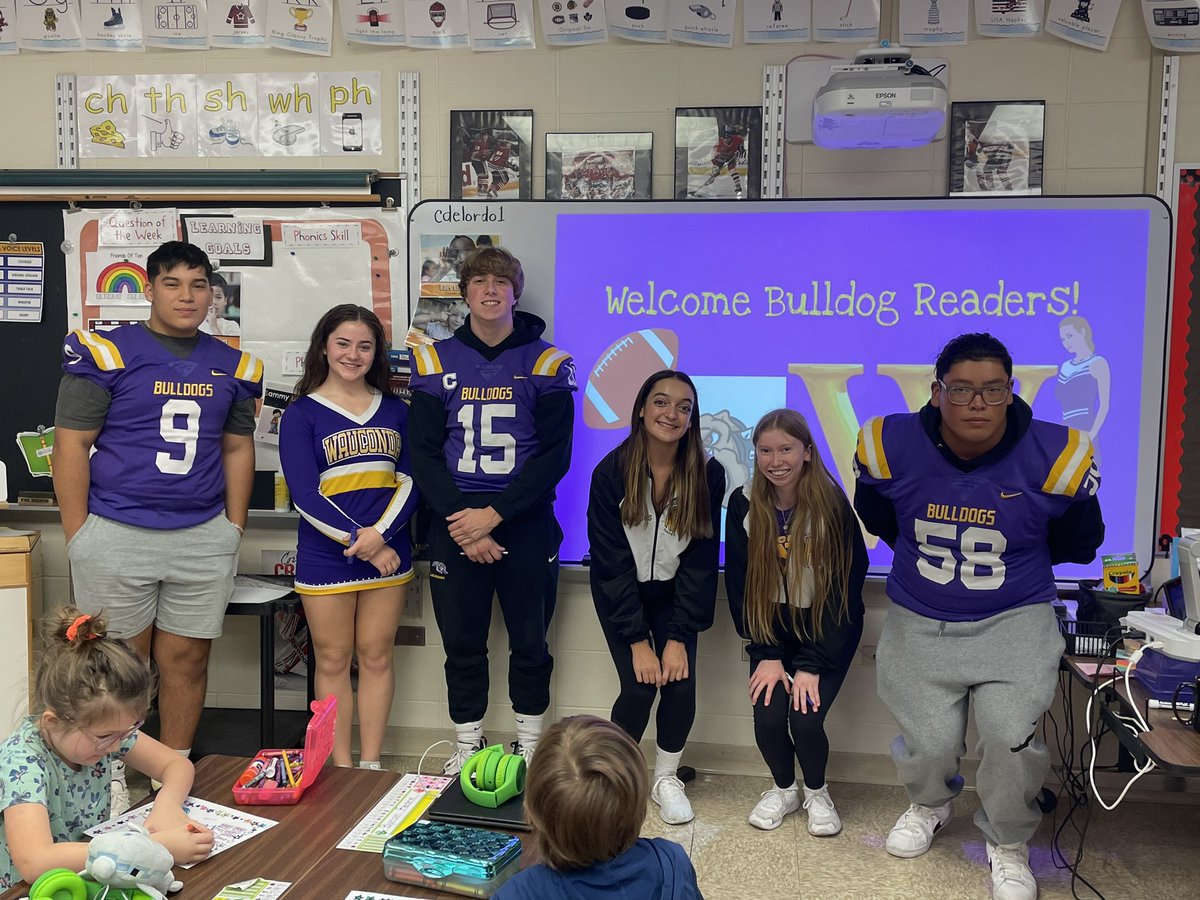 Thank you for reading to us, Bulldogs! <a href="/GOWHS_FOOTBALL/">Wauconda HS Football</a> <a href="/GoWHSAthletics/">WHS Athletics</a> #ccs118life #DelordosDynamos