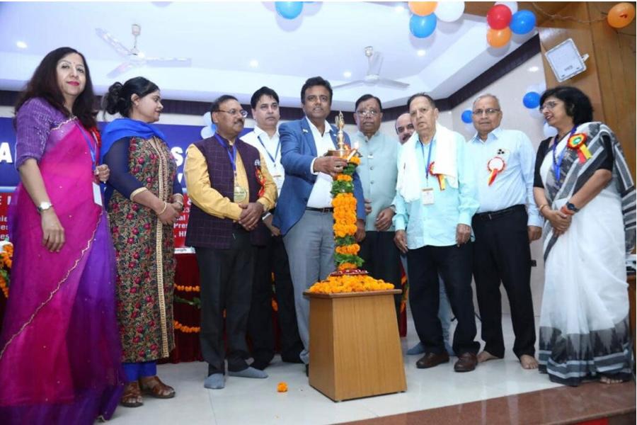 IMAIndiaOrg's tweet image. Yesterday I.e 15th october, National President IMA, Dr. Sharad Kumar Agarwal, inaugurated two significant additions to the IMA Lucknow Building: a state-of-the-art Blood Bank and a comfortable Guest House. The Blood Bank will play a crucial role in meeting the growing demand for