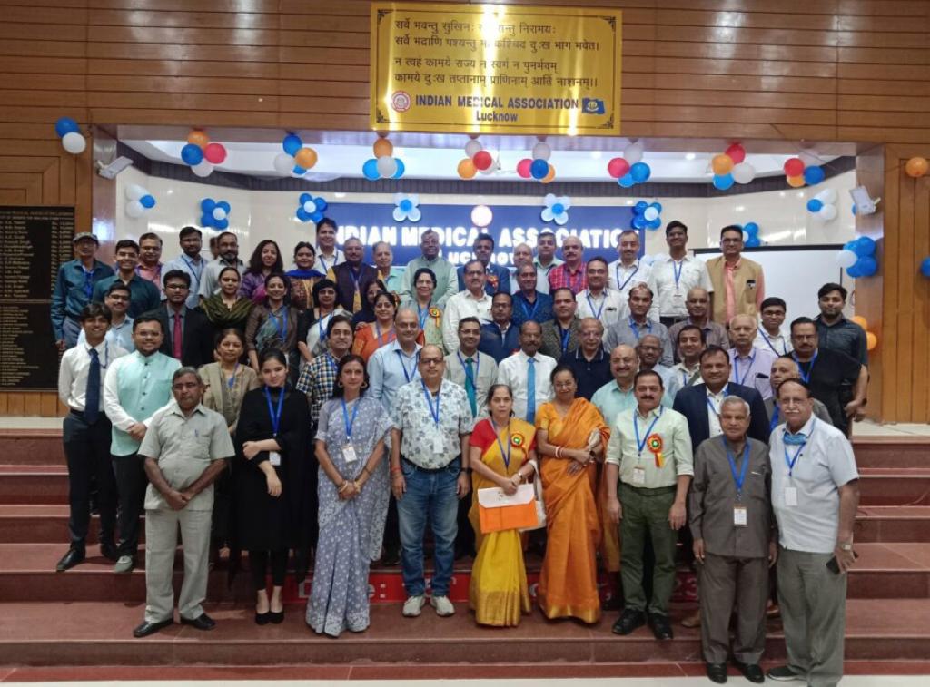 IMAIndiaOrg's tweet image. Yesterday I.e 15th october, National President IMA, Dr. Sharad Kumar Agarwal, inaugurated two significant additions to the IMA Lucknow Building: a state-of-the-art Blood Bank and a comfortable Guest House. The Blood Bank will play a crucial role in meeting the growing demand for