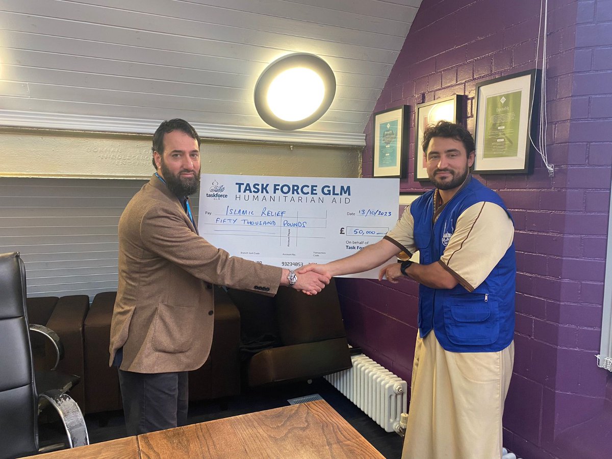 GreenLaneMasjid's tweet image. Your donations over the last 7 days exceeded £50,000, and we could hand our partner Islamic Relief, currently  in Gaza, an immediate cheque to help in the Palestinian crisis.
Please urgently assist your brothers and sisters!
taskforceglm.org/.../palestine-…
#PalestinianSupport