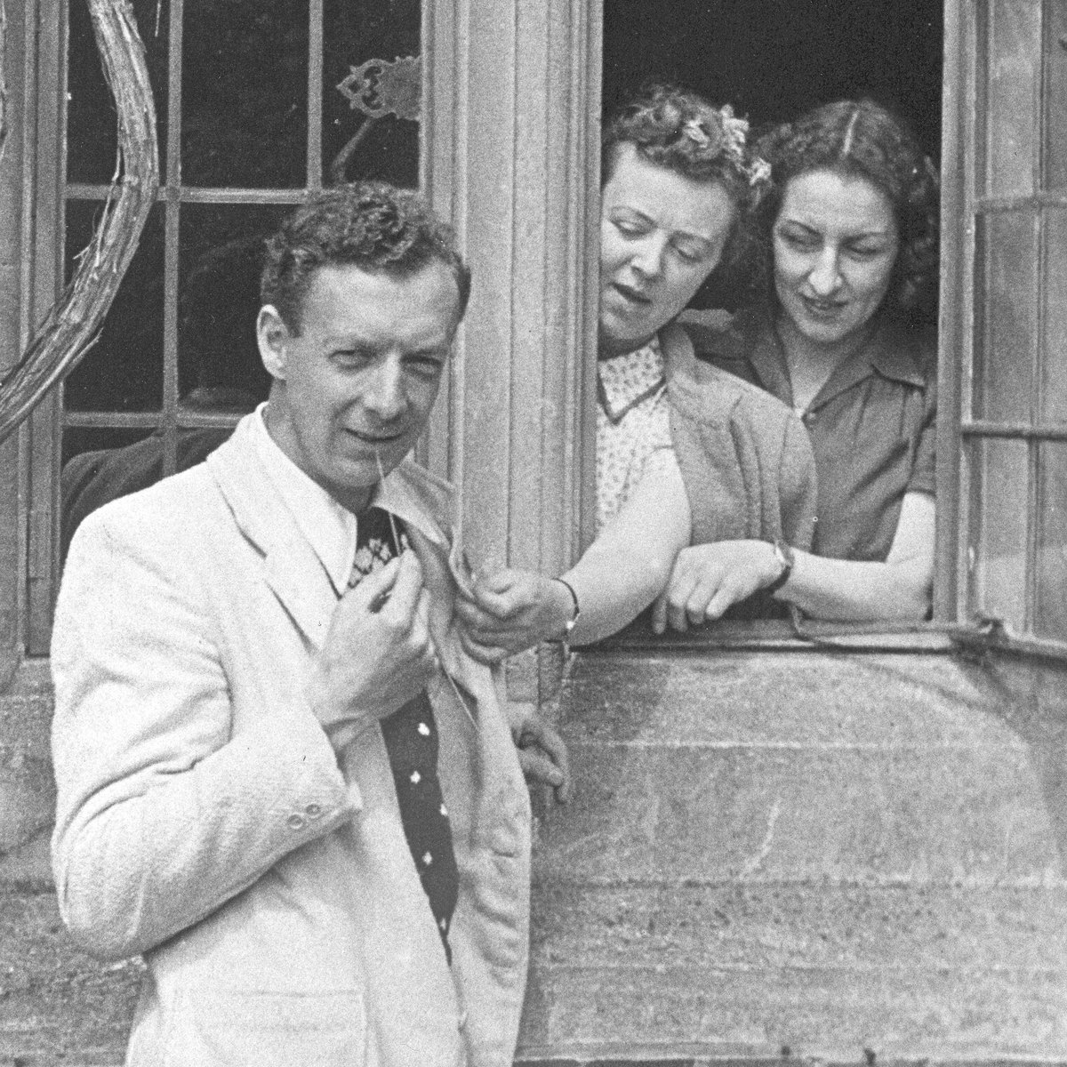 redhouse_alde's tweet image. This month is the last opportunity to visit the Britten &amp;amp; Women exhibition. Celebrating the powerful role they had in Britten&apos;s life, follow the link below to find out more.
bit.ly/45wIDvt

#theredhouse #brittenandwomen #benjaminbritten #livingheritagesite