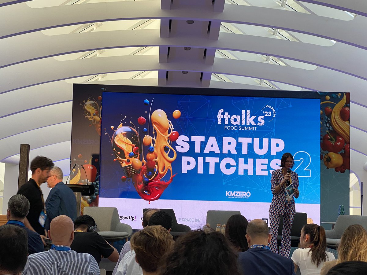 RevistaAlimenta's tweet photo. Startup Pitches II en #ftalks23
✔️ Fernando Calpe #Proasis
✔️ Pablo Gómez @YowUp_es
✔️ Carla Bernabeu #KeWater
✔️ Florin Irimescu #Bluana
✔️ Eaman Rezvani #TerraceLab
✔️ Sofia Giampaoli #ALTATLAS
✔️ Joaquín Fisch @Nat4Bio https://t.co/qMnImHfj5e