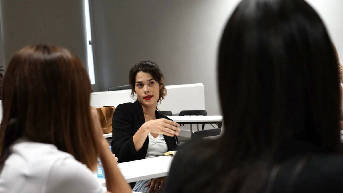 Hoy me he reunido con plataformas y educadoras/es del ciclo 0 a 6 años, un sector que necesita urgentemente unas condiciones laborales dignas para que puedan acompañar bien el desarrollo de la infancia más pequeña.